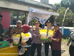 Polsek muara Padang melaksanakan kegiatan Gerakan Pangan Murah (GPM) di Kantor Desa Sidomulyo